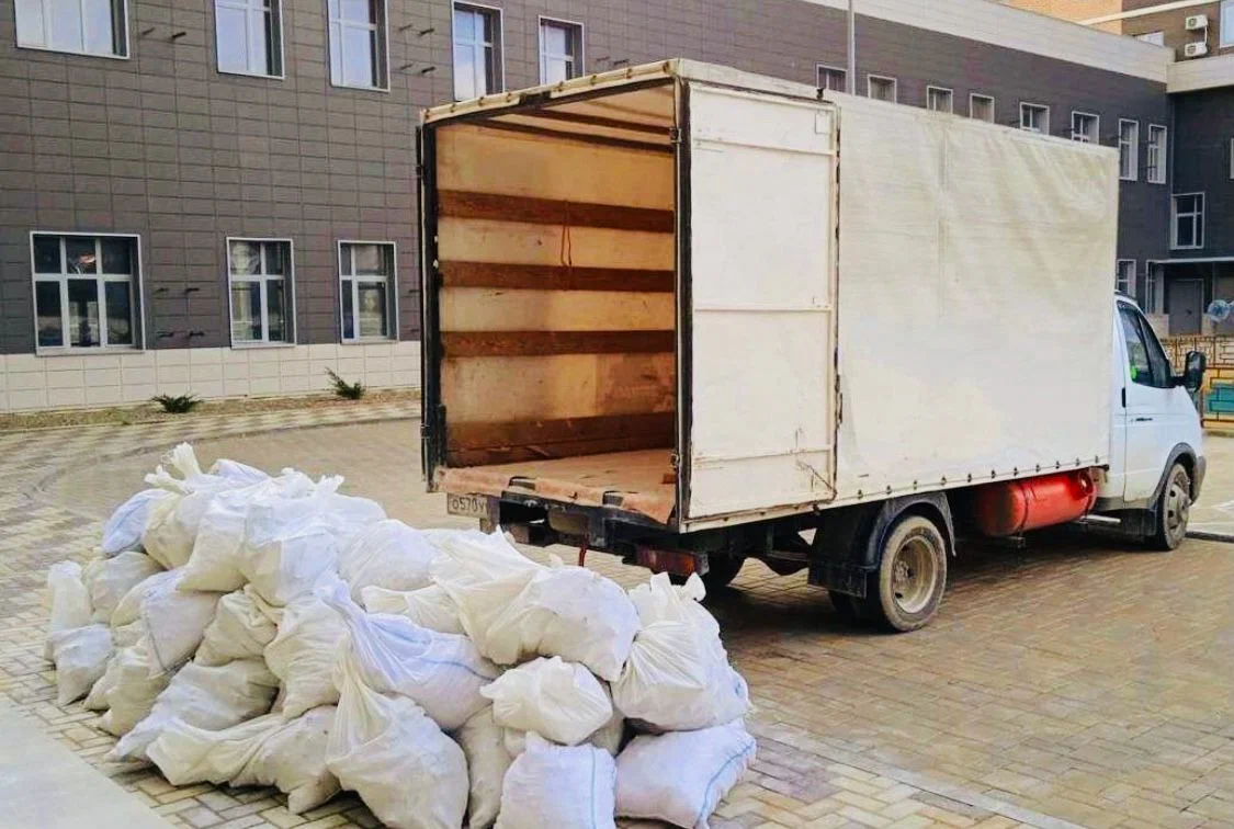 Вывоз строительного мусора из новостроек в Спасске-Дальнем в октябре