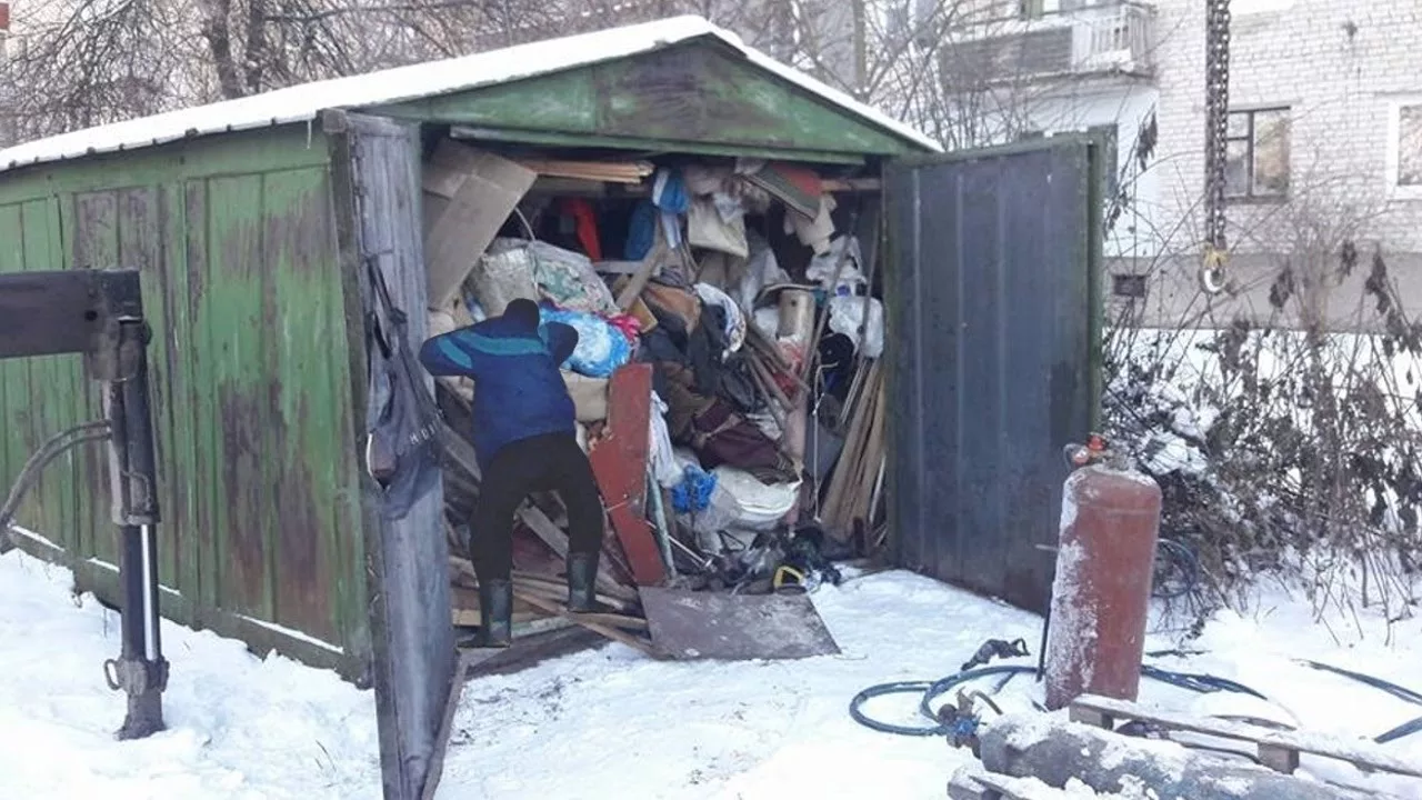 Вывоз мусора из гаража с гарантией чистоты в Спасске-Дальнем в октябре