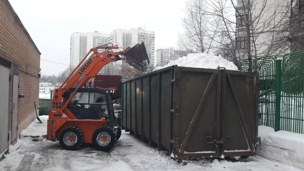 Вывоз снега контейнерами в Спасске-Дальнем — цена от 3311 руб., заказать контейнер для снега в ПроМусор