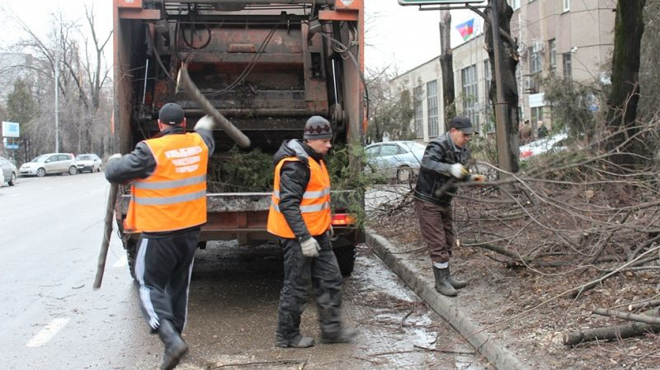 Уборка после стихийного бедствия в Спасске-Дальнем от 2949 руб
